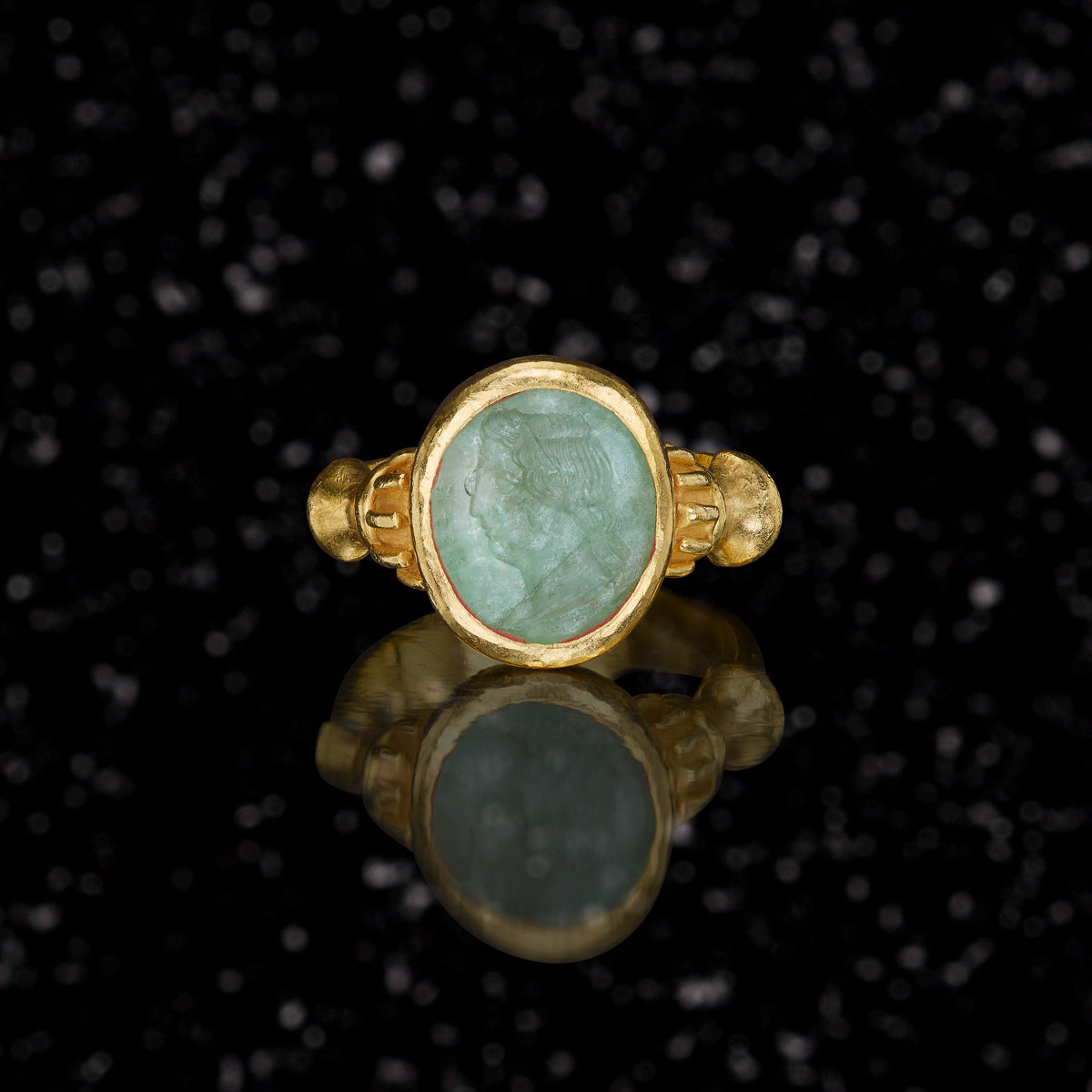 THE BLUE WOMAN INTAGLIO RING – The Moonstoned