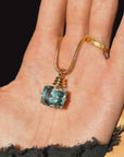 THE WATER ROLLED AND SWELLED AND SPARKLED RIGHT THERE UNDER OUR FEET AND IT FELT LIKE THE GATES OF HEAVEN // BRIGHT AQUAMARINE NECKLACE IN 18K GOLD