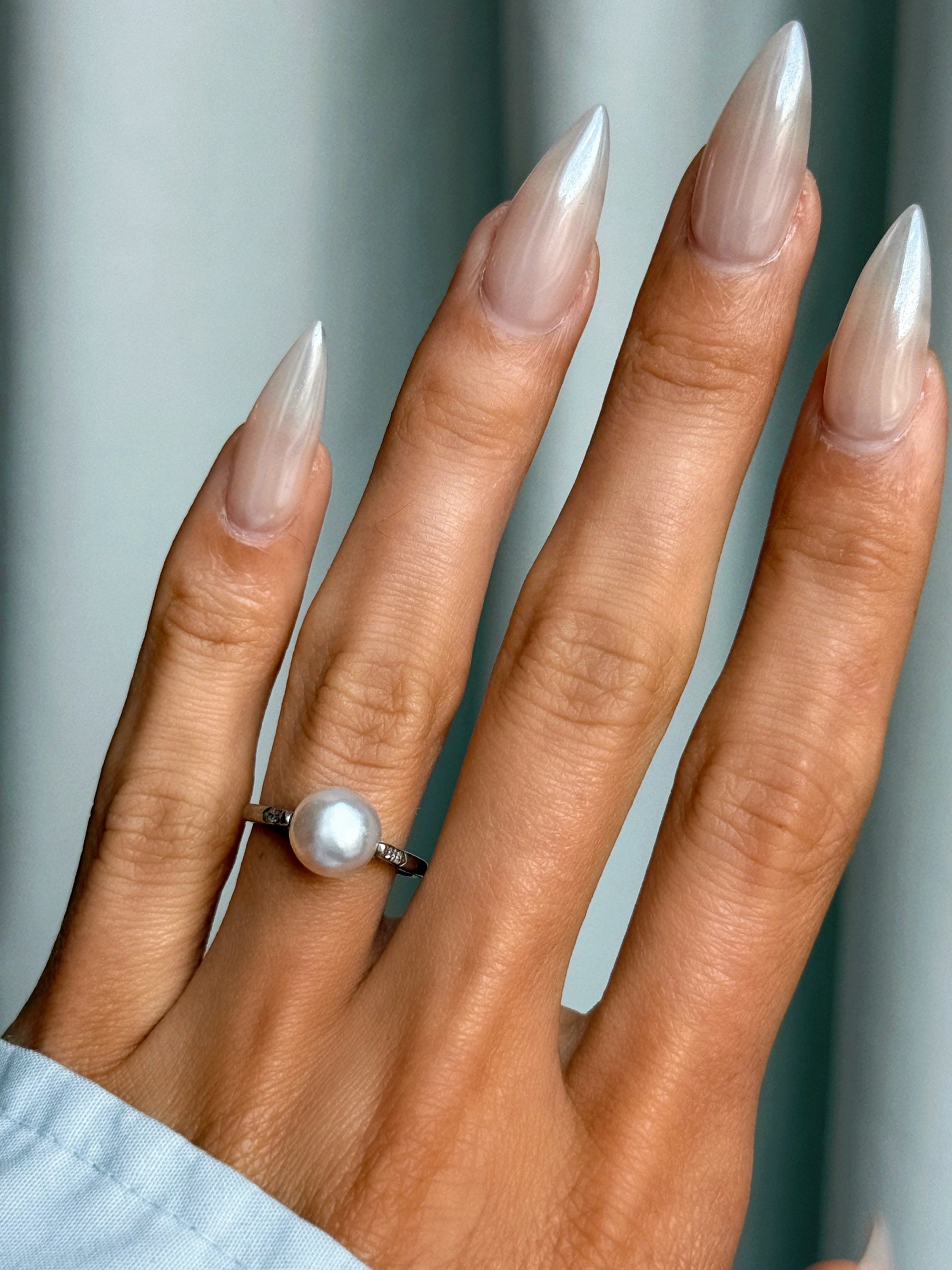 THE WAY THE PEARLS WARMED AGAINST HER SKIN // ANTIQUE NATURAL BAROQUE PEARL RING
