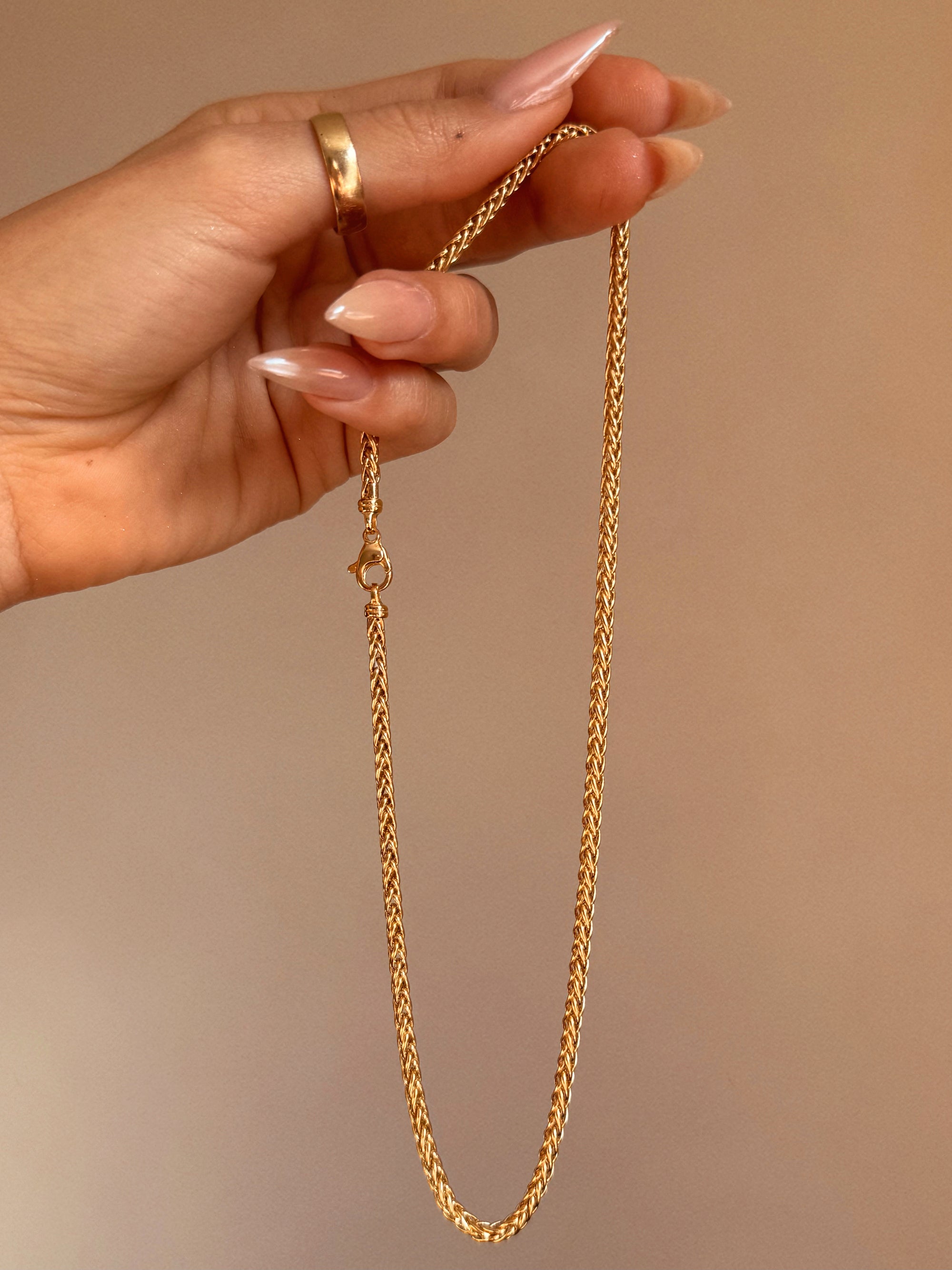 OF ROLLING FIELDS OF GOLDEN WHEAT AND YOUR HAIR CARESSING YOUR NECK THROUGH THE CAR WINDOW BREEZE // 18K GOLD WHEAT CHAIN