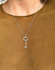 THE KEY TO EVERY 90'S GIRL HEART // TIFFANY & CO SILVER KEY NECKLACE