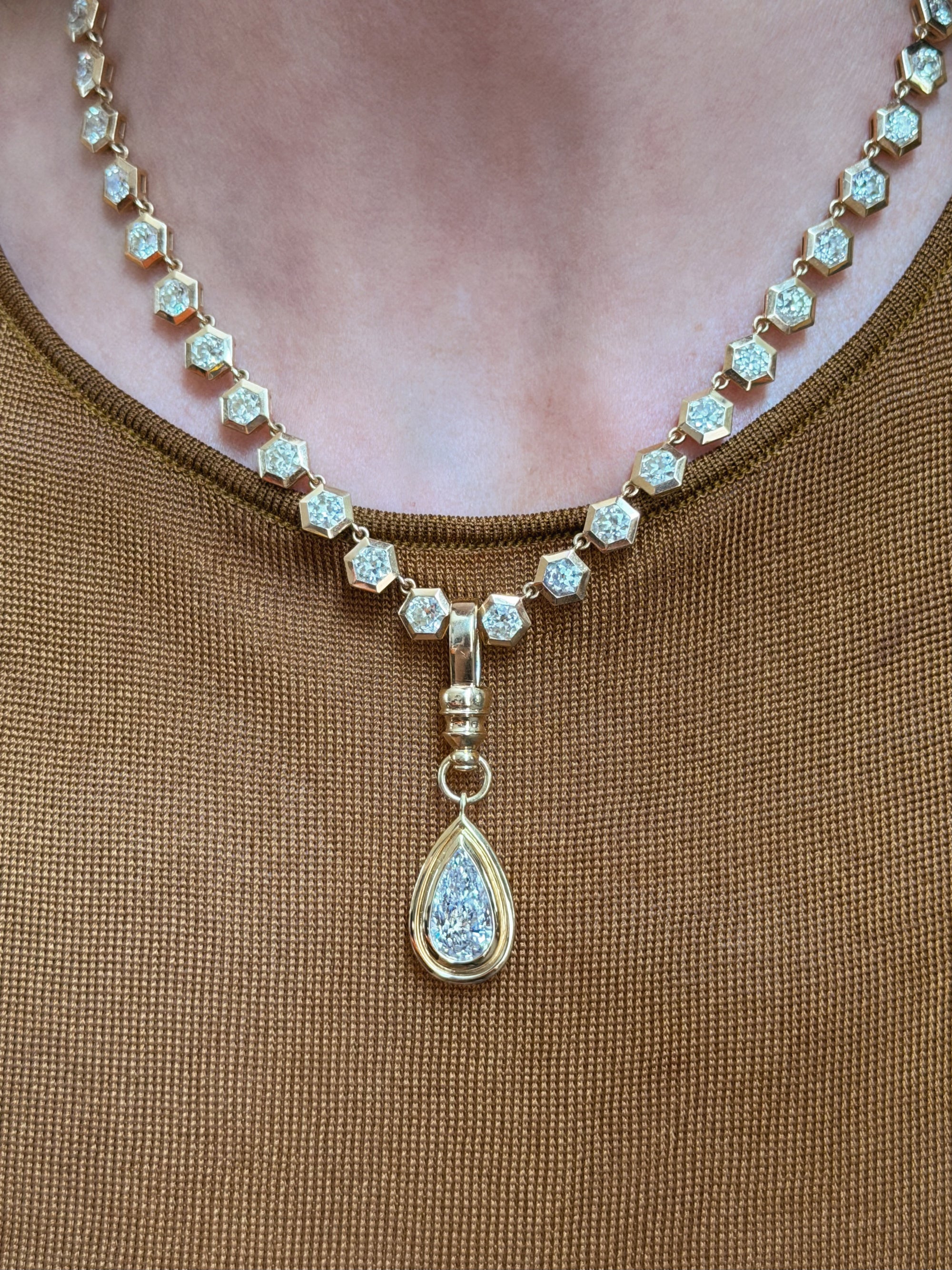 WATCHING THE SWEAT BEAD ON YOUR SKIN AND GATHER, SLOWLY // 3.70CT ELONGATED PEAR DIAMOND CLIP