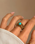 THERE IS A NEST OUTSIDE MY WINDOW AND HERE, LIFE IS SAFE AND WARM // BEAUTIFUL VINTAGE 18K GOLD AND TURQUOISE RING