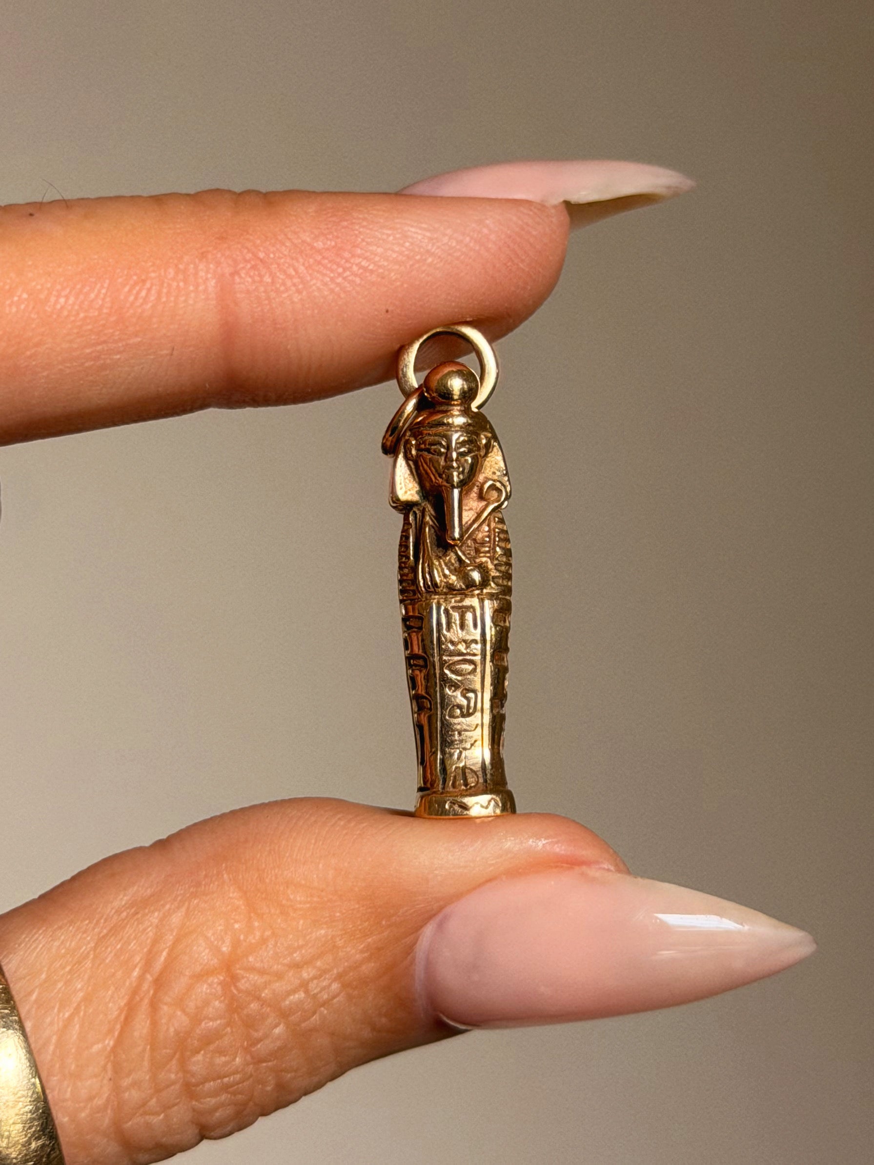 JUST LET ME SLEEP LIKE 5 MORE MINUTES // MID CENTURY MUMMY CHARM