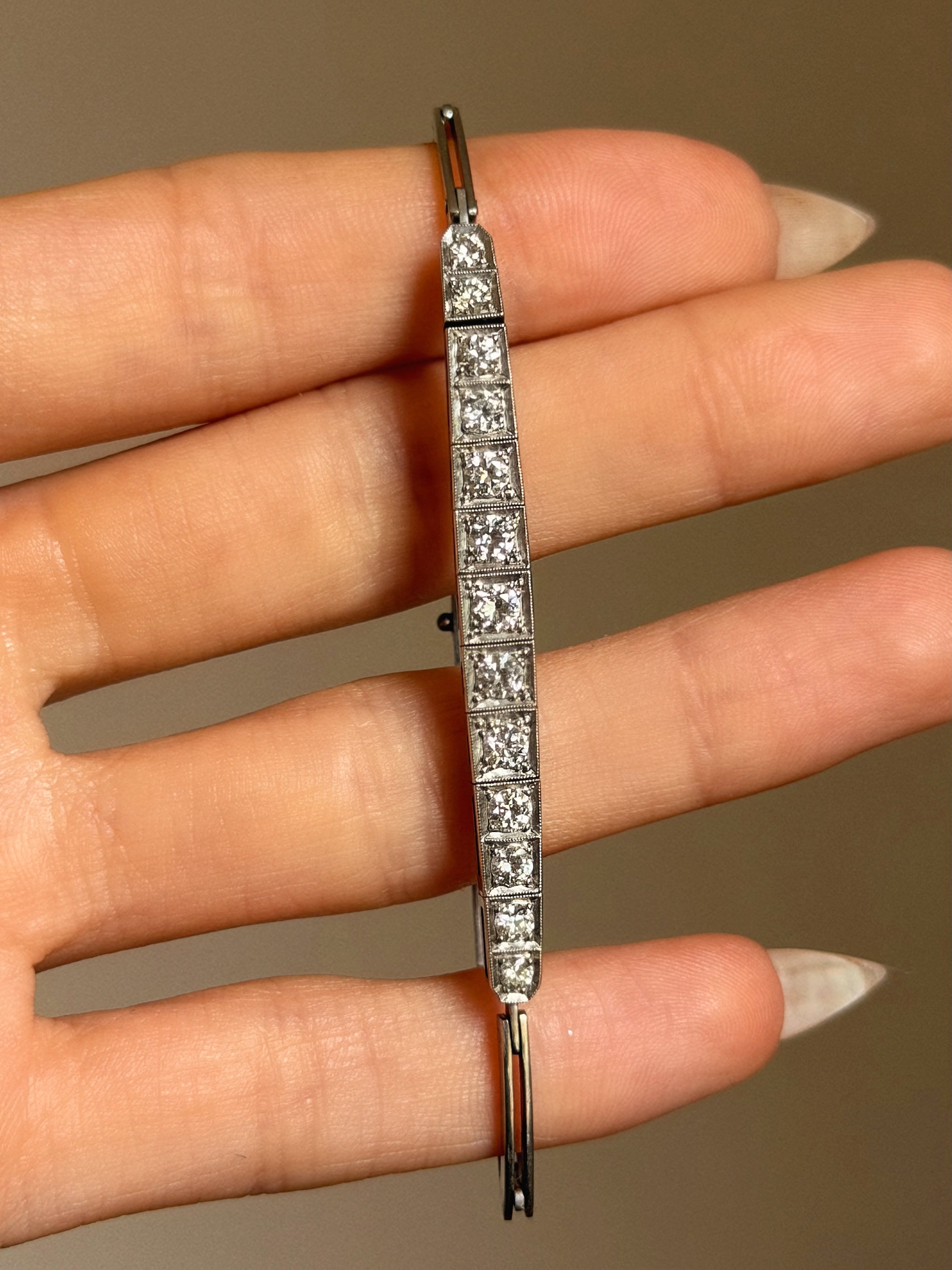 THIS ROAD WILL ALWAYS LEAD TO BEAUTY // ART DECO DIAMOND BRACELET