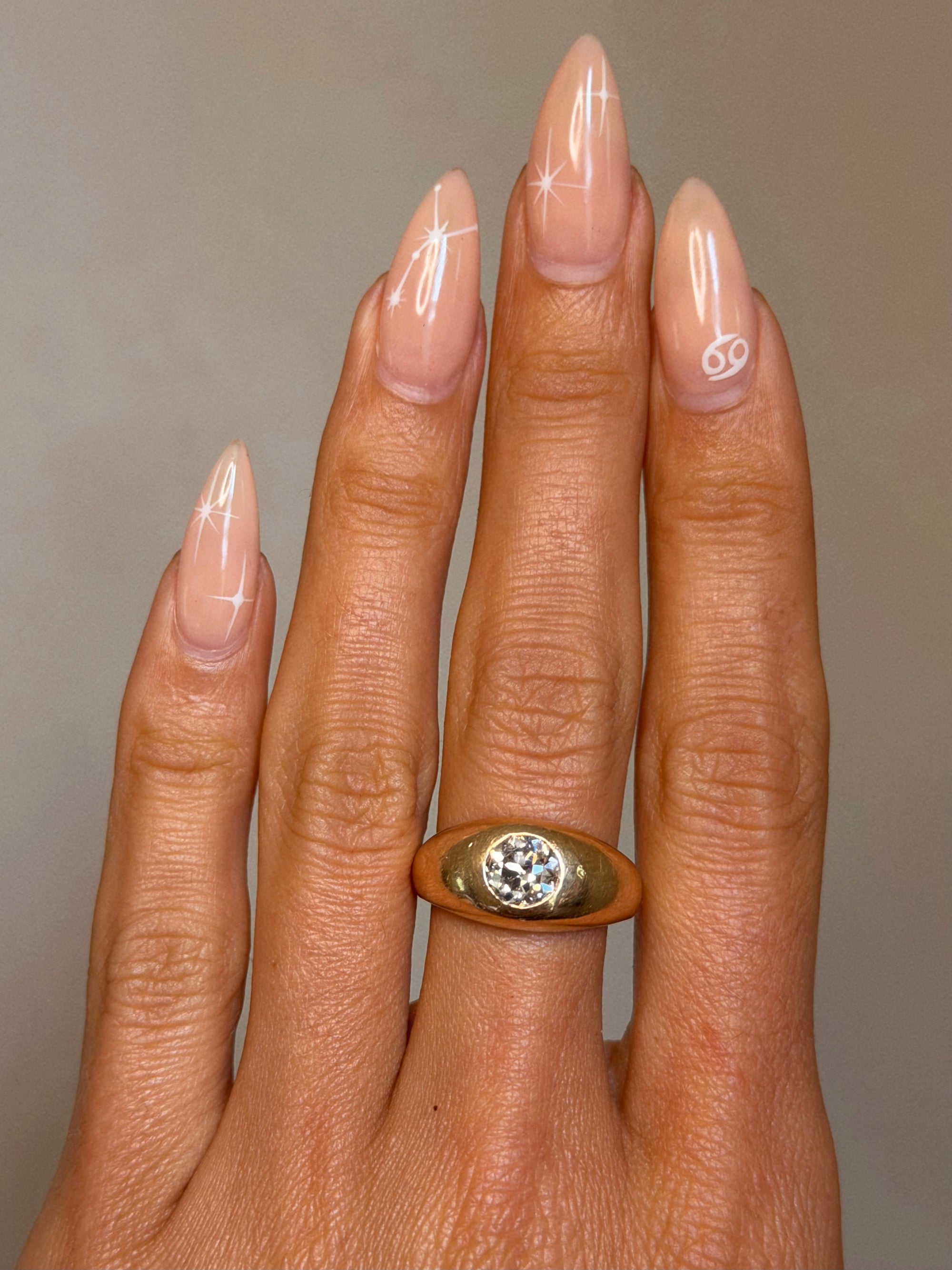THE OLDER YOU GET THE MORE I CRAVE YOU // VINTAGE FLUSH SET DIAMOND RING