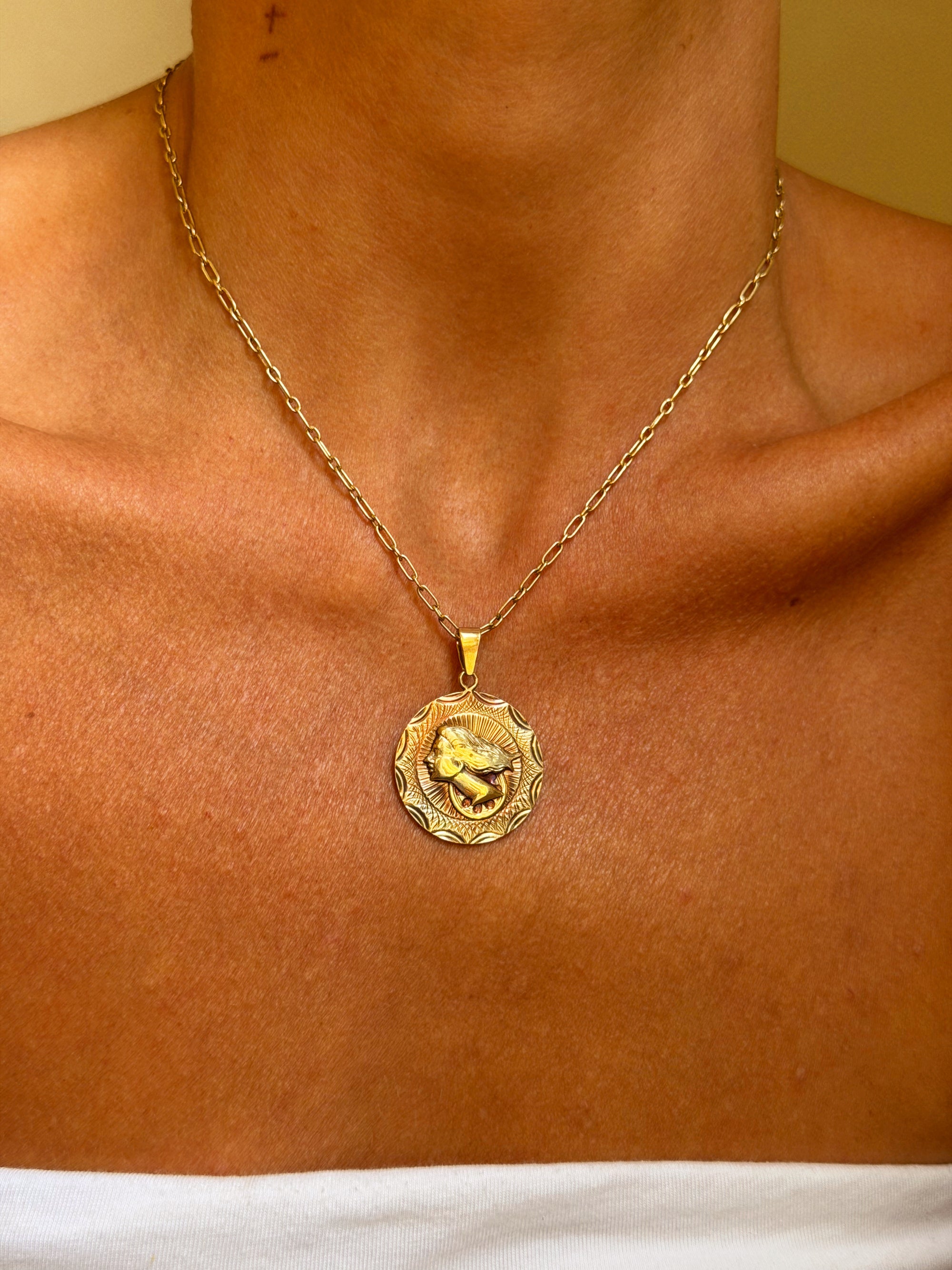 HERE I AM WITH LADY LUCK ON MY SIDE // VINTAGE FORTUNA MEDALLION WITH BEAUTIFUL PATINA