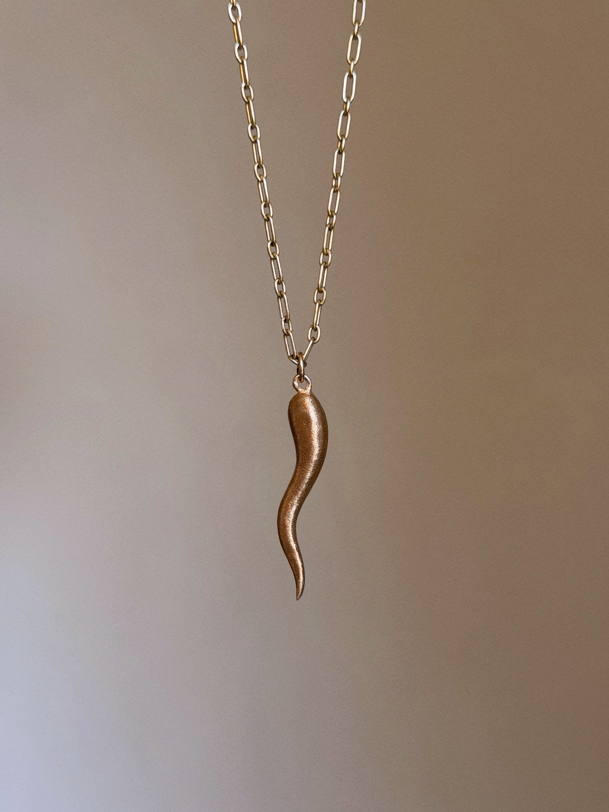NO MALOCCIO ON ME // SOLID GOLD EVIL EYE FLORENTINE CHARM