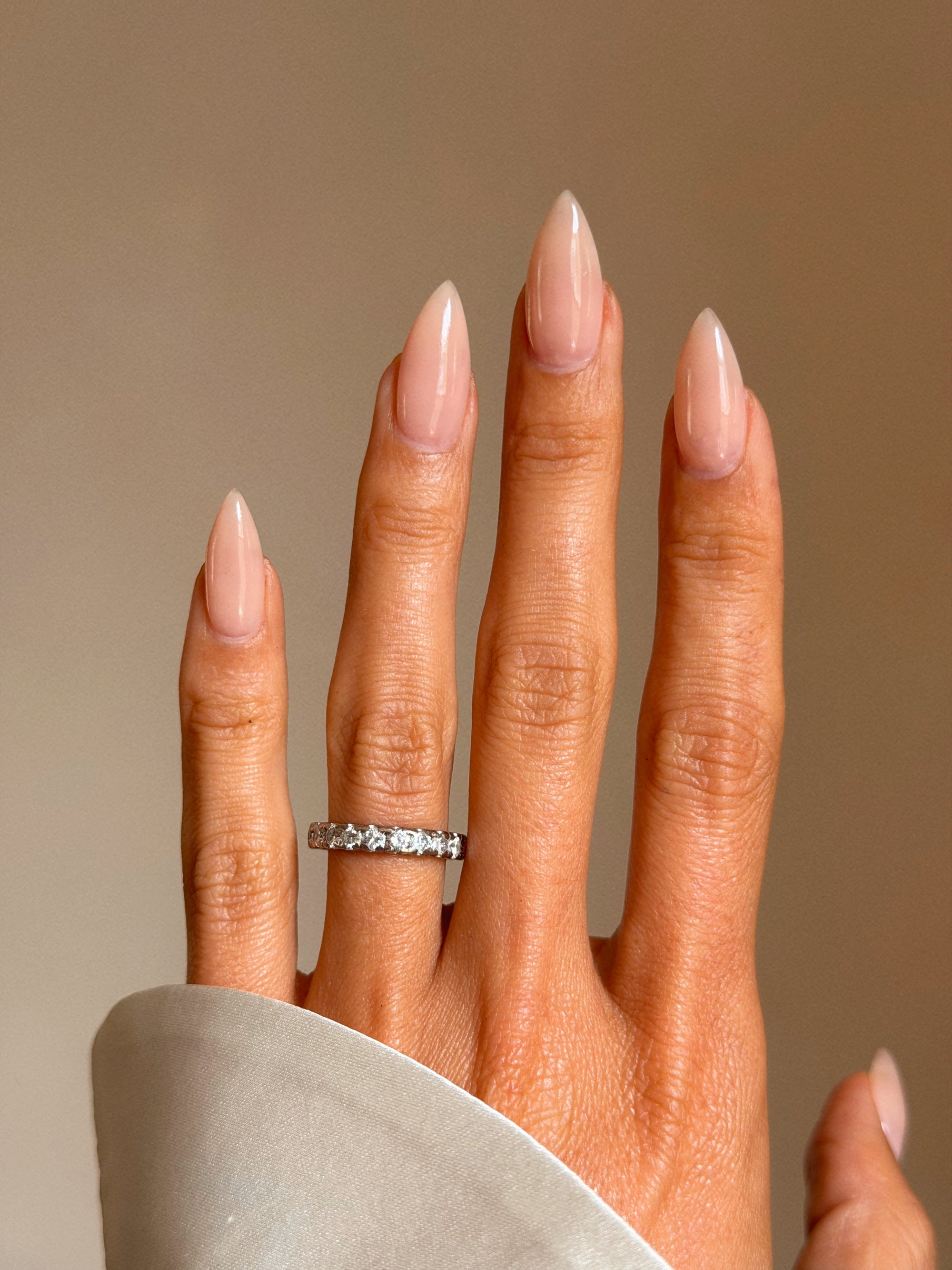 I LIKE MY STACKS STURDY AND SOLID // VINTAGE DIAMOND ETERNITY BAND