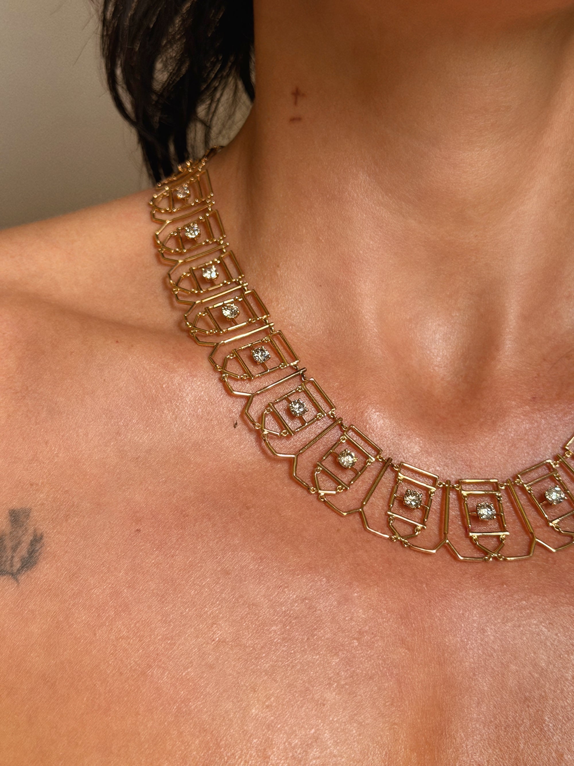 I FACED THE GATES OF HELL AND FOUND HEAVEN INSTEAD // AMAZING 18K GOLD AND DIAMOND COLLAR