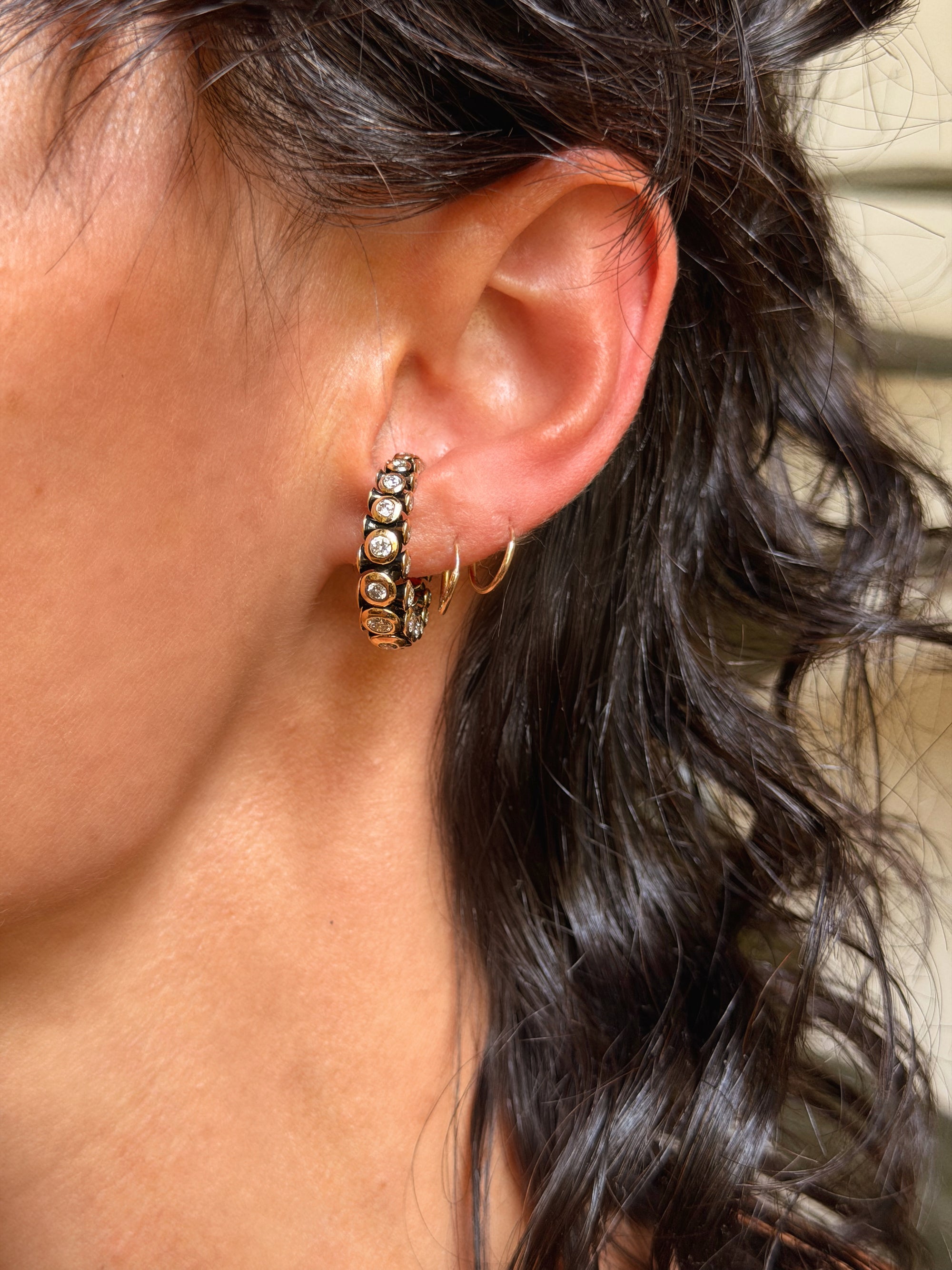OF AN OCTOPUS AND HER INTELLIGENCE // CONVERTIBLE RING TO EAR CUFF DIAMOND PIECE