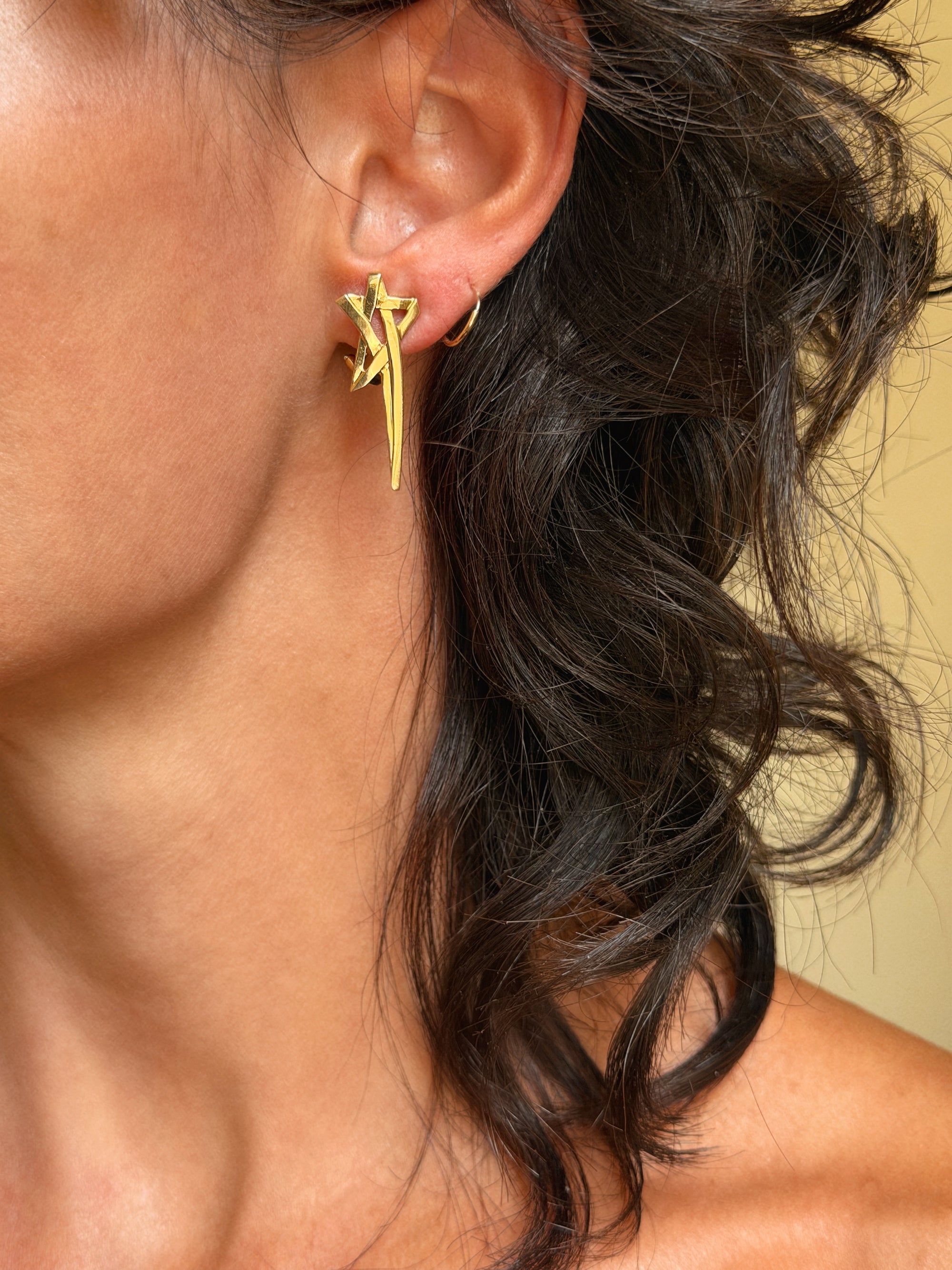 WE WAITED UNDERNEATH THE DARK SKY UNTIL IT ALIGHTED WITH SHOOTING STARS AND THEN I KNEW HEAVEN // VINTAGE PALOMA PICASSO FOR TIFFANY &amp; CO EARRINGS