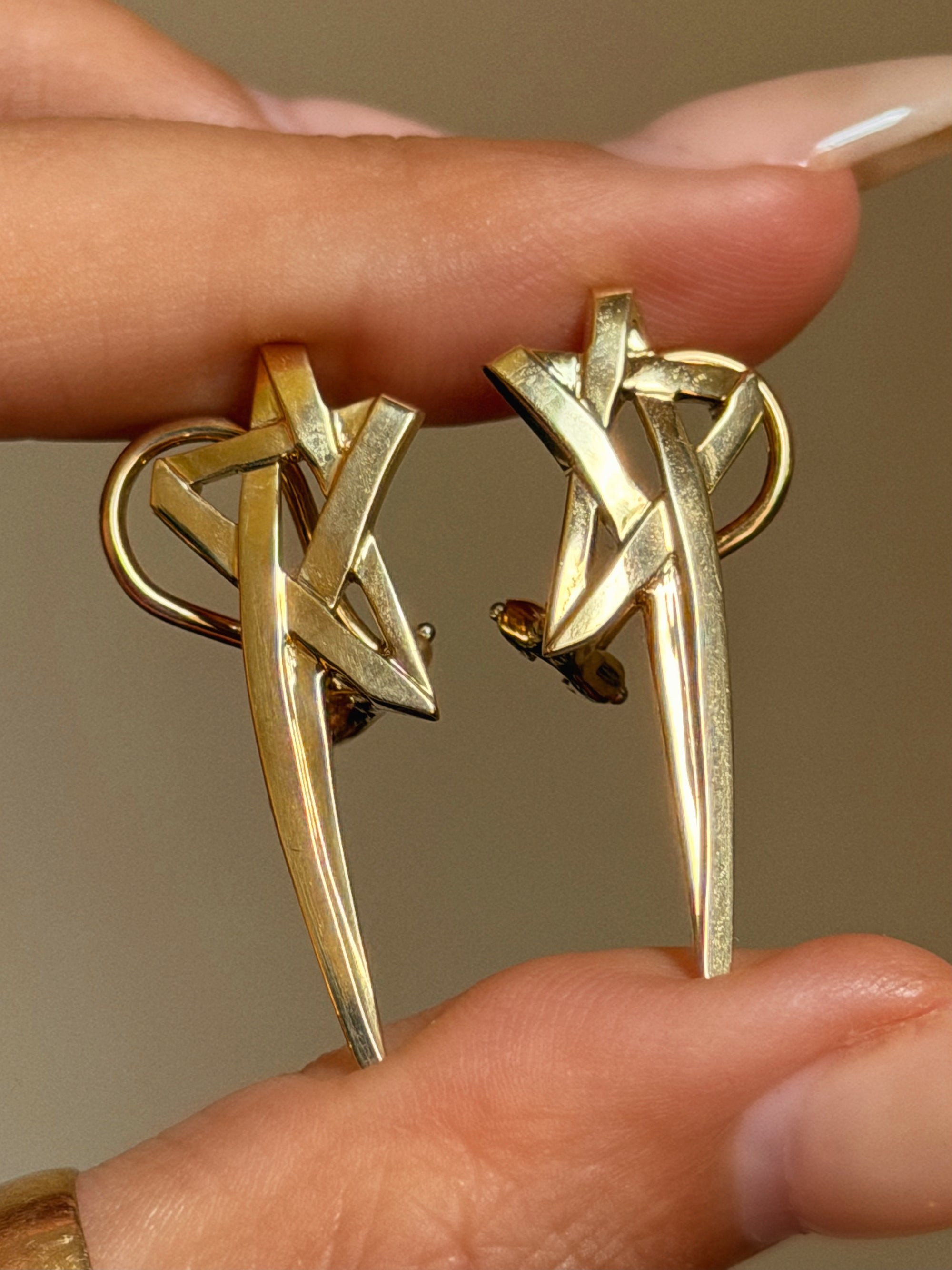 WE WAITED UNDERNEATH THE DARK SKY UNTIL IT ALIGHTED WITH SHOOTING STARS AND THEN I KNEW HEAVEN // VINTAGE PALOMA PICASSO FOR TIFFANY &amp; CO EARRINGS