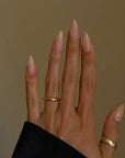 THE SHAPE OF YOU IS EXACTLY WHAT I DREAMT OF HOLDING // VINTAGE 18K GOLD DONUT BAND