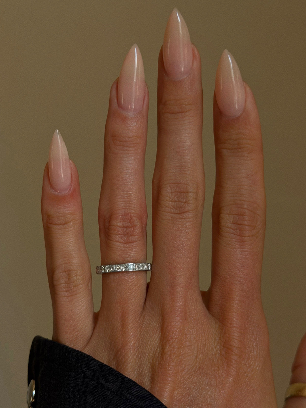 OF CINDERS AND BRICK FIREPLACES // CARRÉ CUT DIAMOND ETERNITY BAND SZ 4.25