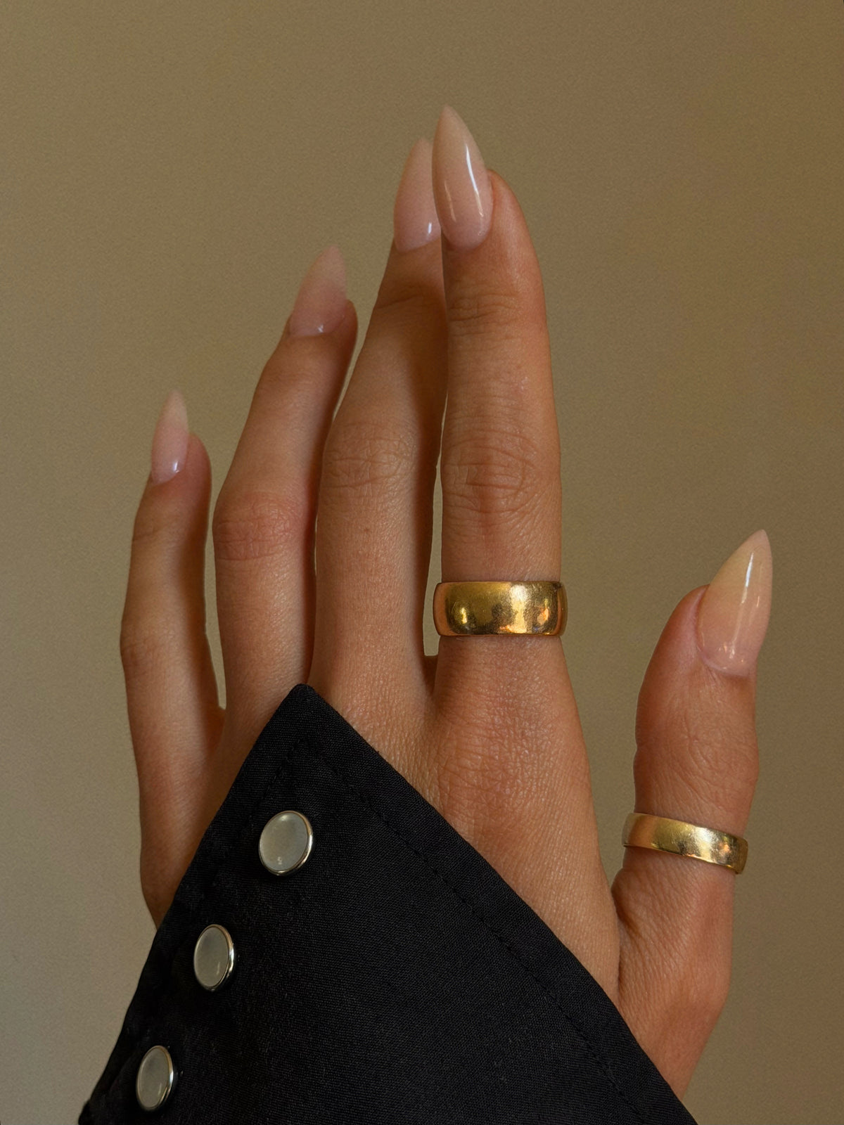I AM REMINDED THAT THERE IS NO OBSTACLE SO GRAND THAT I CANNOT OVERCOME IT // VINTAGE WIDE GOLD BAND