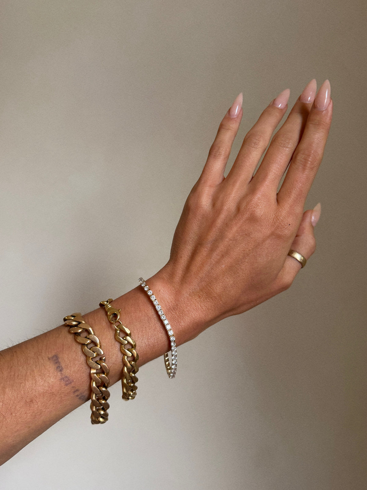 WE CALLED IT THE SPARKLY RIVER AND THERE WAS MAGIC, THERE // 6CT DIAMOND TENNIS BRACELET