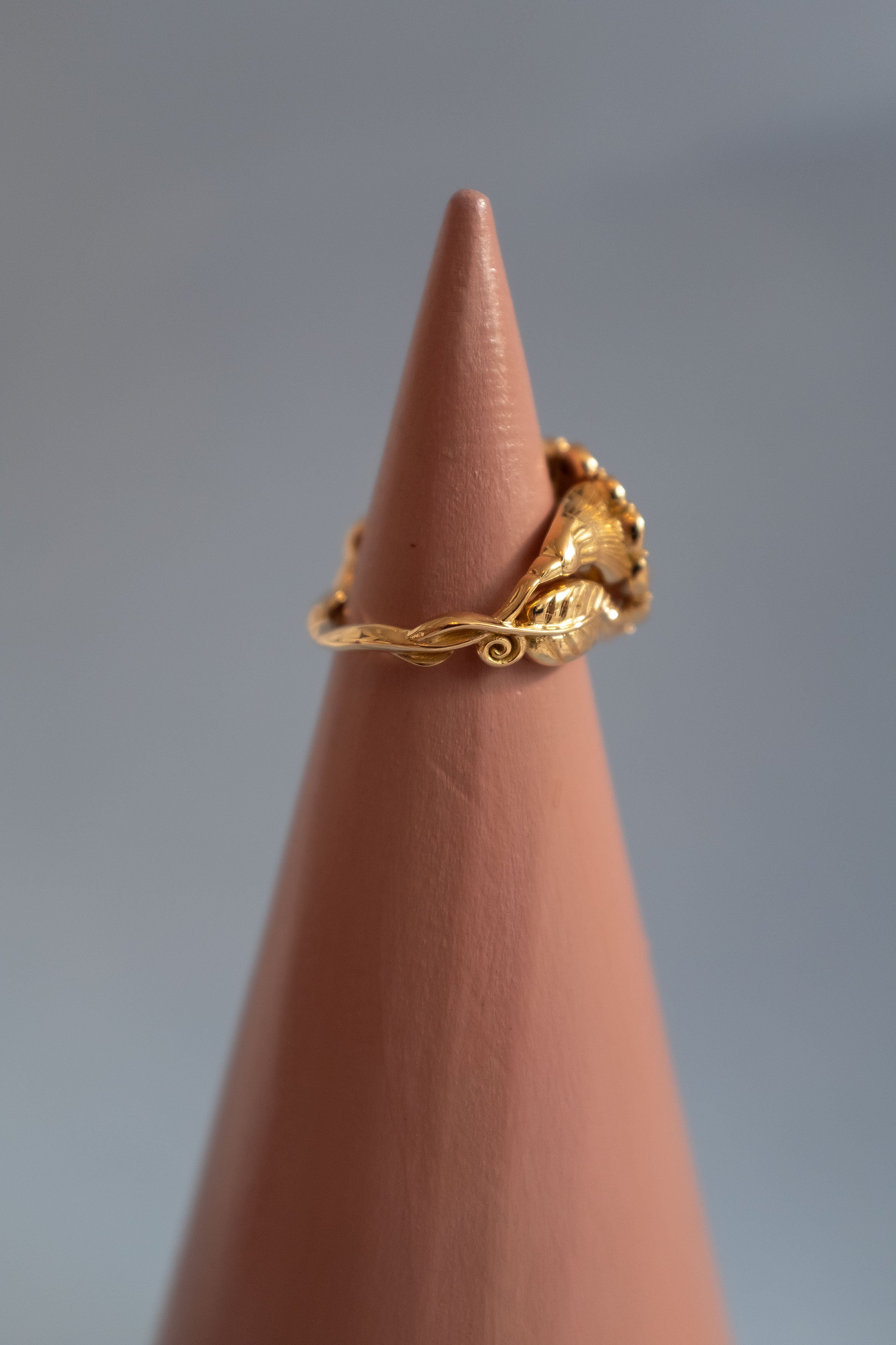 THE MOON FLOWER MUSE RING