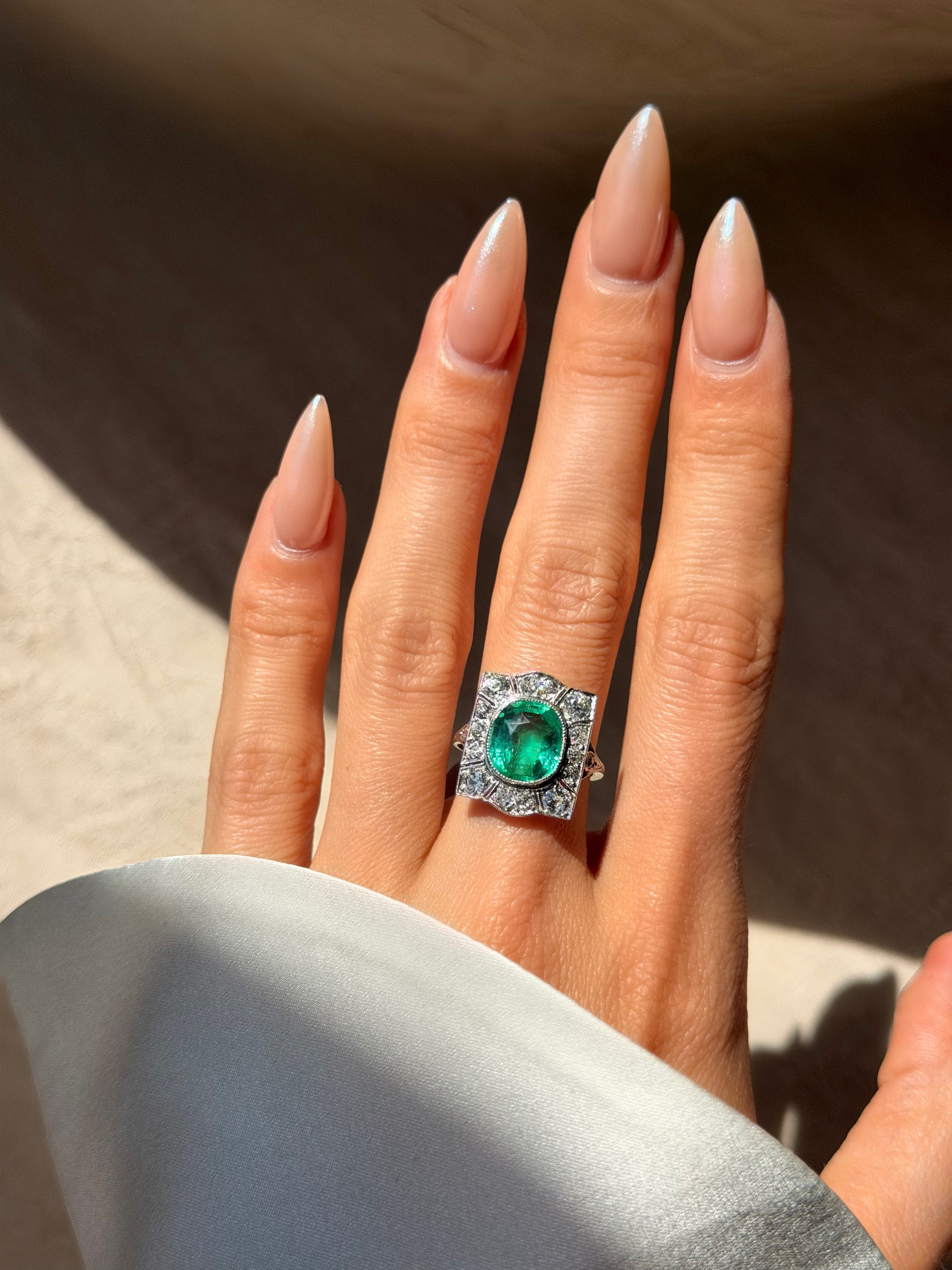 I WATCH THE GARDEN GROW ANEW EVERY YEAR AND THERE IS A THRILL INSIDE OF ME THAT RELATES IN A WAY I CANNOT EXPLAIN // EDWARDIAN PLATINUM AND EMERALD RING
