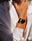 ELSA PERETTI HAD A BONE TO PICK // ELSA PERETTI SMALL BONE CUFF IN SZ MEDIUM WITH BOX