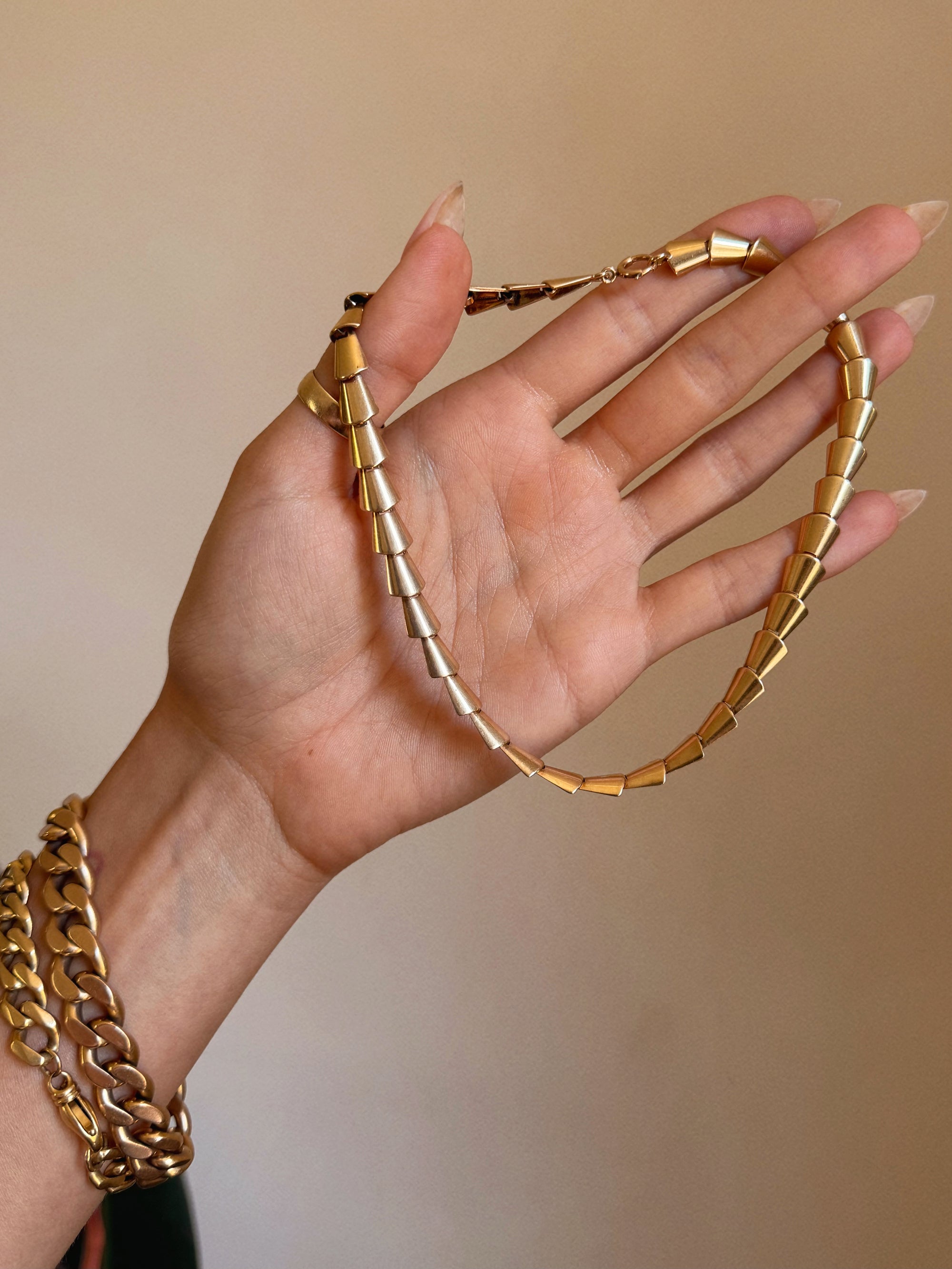 I MOVE SLOWLY AND WITH INTENTION LIKE A SNAKE WEAVING IN THE GRASSES // VINTAGE GOLD ARTICULATED CHOKER COLLAR