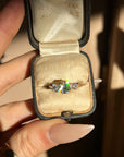 THE ANTIQUE ENGAGEMENT RING