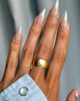 I LOVE THE WAY THE SAND SHIFTS THROUGH MY FINGERS // VINTAGE WIDE GOLD BAND