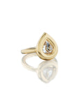 THE CURVE RING // PEAR