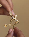 MY WEEKEND PLANS, YOU ASK? // VINTAGE EROTIC PENDANT