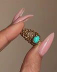 THERE IS A NEST OUTSIDE MY WINDOW AND HERE, LIFE IS SAFE AND WARM // BEAUTIFUL VINTAGE 18K GOLD AND TURQUOISE RING