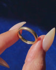 THE SHAPE OF YOU IS EXACTLY WHAT I DREAMT OF HOLDING // VINTAGE 18K GOLD DONUT BAND