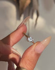 A DROP OF GOLDEN SUN // VINTAGE ELABORATE KNIFE EDGE ENGAGEMENT RING