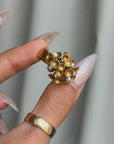 THE ABUNDANCE! THE FREEDOM! THE GROWTH IS BURSTING WITHIN ME // 1960'S GOLD ART RING