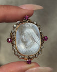 LONG LIVE THE QUEEN // VICTORIAN MOONSTONE CAMEO BROOCH