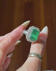 IT WAS THE KIND OF GREEN YOU WANTED TO GET LOST IN, DENSE AND LUSH AND FULL OF MYSTERY // VINTAGE EMERALD AND DIAMOND RING