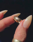 YOU ALWAYS KNOW JUST WHERE THE SUN SPOT IS // VINTAGE WARM GOLD BAND