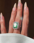 IT WAS THE KIND OF GREEN YOU WANTED TO GET LOST IN, DENSE AND LUSH AND FULL OF MYSTERY // VINTAGE EMERALD AND DIAMOND RING